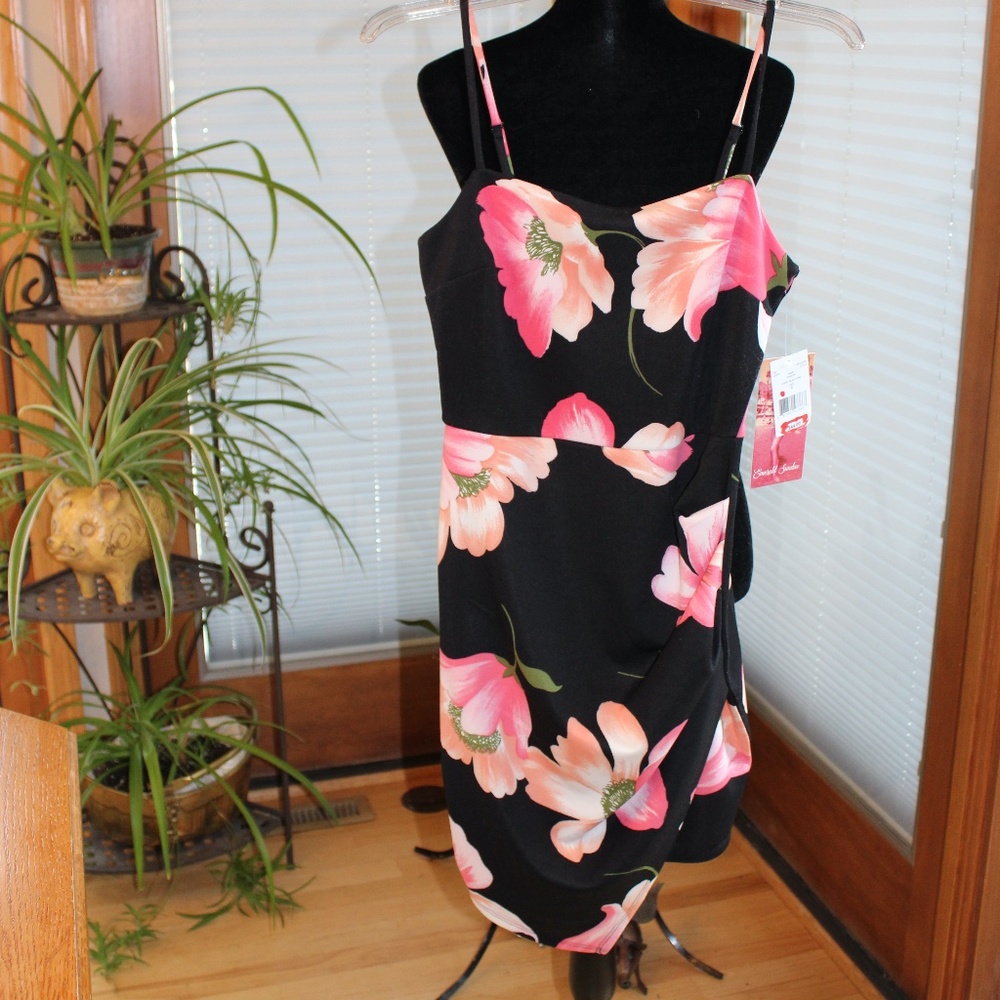 Emerald Sundae Dress Sz Small  NWT